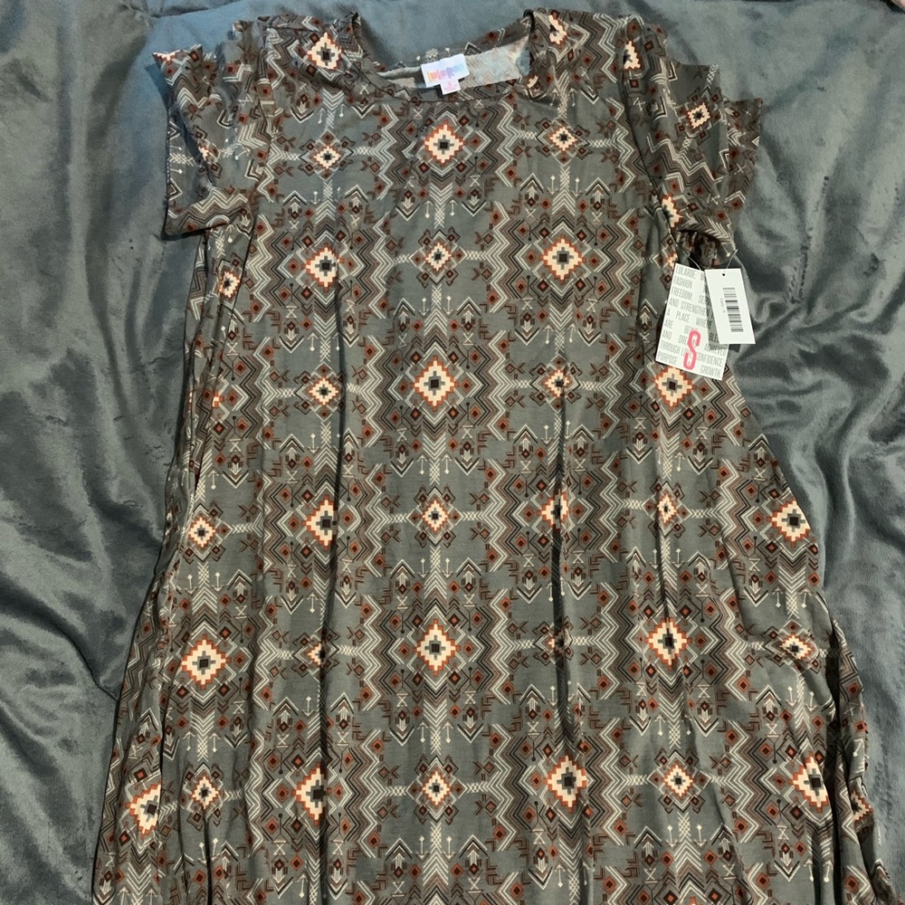 Lularoe Carly dress